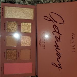 Wander Beauty Getaway Eyeshadow Pallette